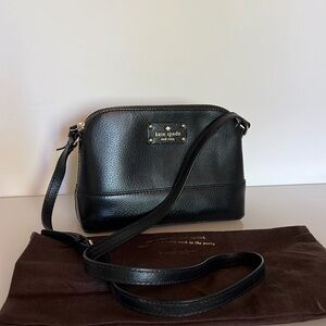 Kate Spade black crossover